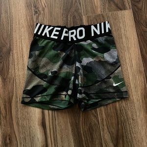 Camo Green Nike Pros